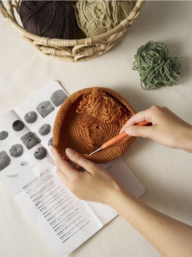 Sinsay - Kreatívna DIY súprava – Háčkovaná tekvica - oranžová