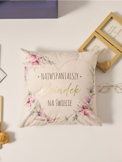 Padjapüür lillemustriga