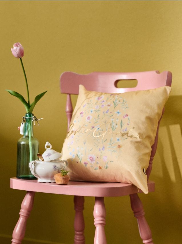 Sinsay - Husă de pernă de Paște cu inscripția Easter Garden - galben-deschis