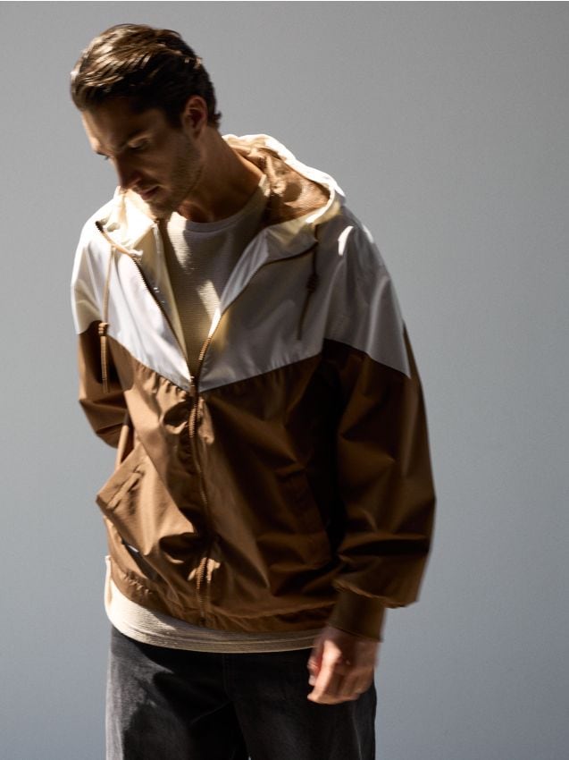 Sinsay - Jachetă ușoară windbreaker cu glugă - maro