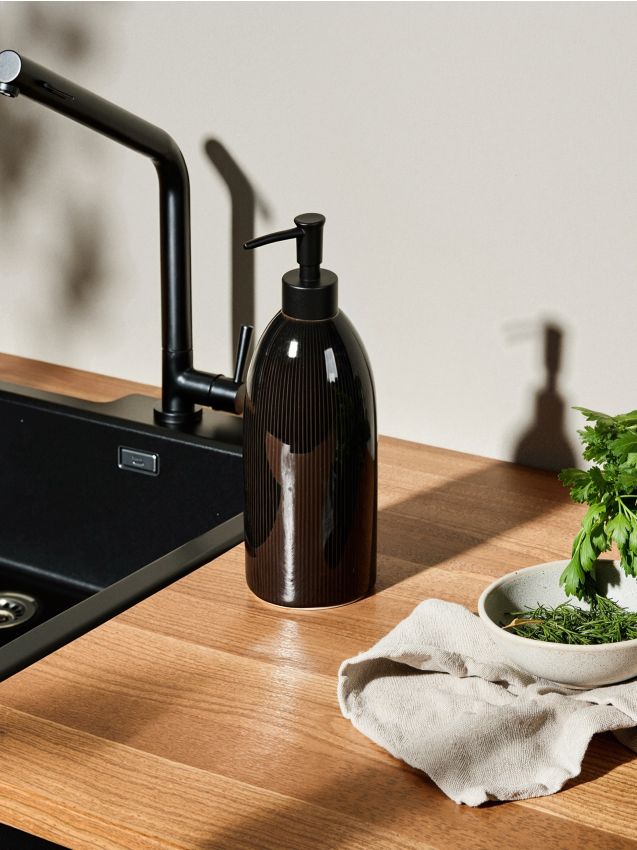 Sinsay - Dozator pentru săpun lichid 800 ml - negru