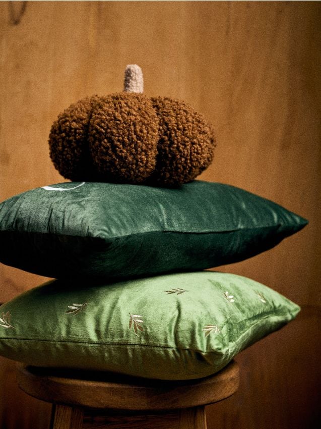 Cuscino a forma di zucca - marrone