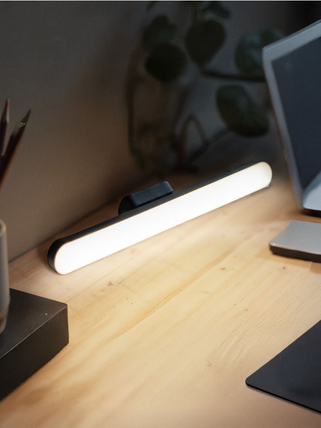 Sinsay - LED lampa - čierna