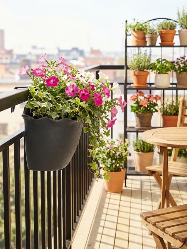 Sinsay - Ghiveci de balcon cu margine ondulată - negru