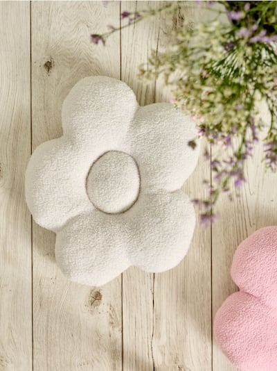 Подушка у формі квітки