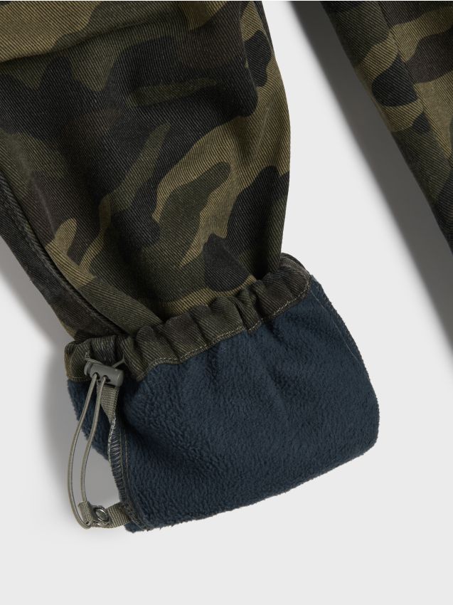Sinsay - Blugi cargo căptușiți cu model camuflaj - multicolor