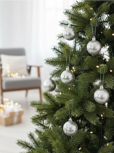 Комплект от 6 коледни топки