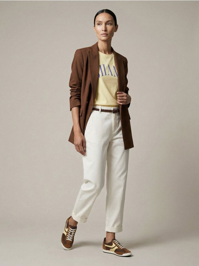 Sinsay - Spodnie chino z paskiem - biały