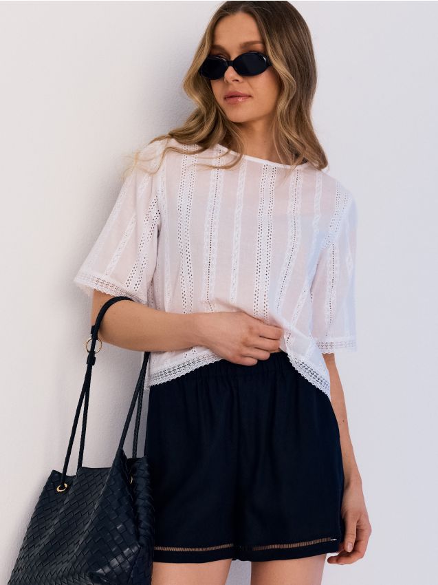 Sinsay - Pantaloni scurți cu adaos de in - negru