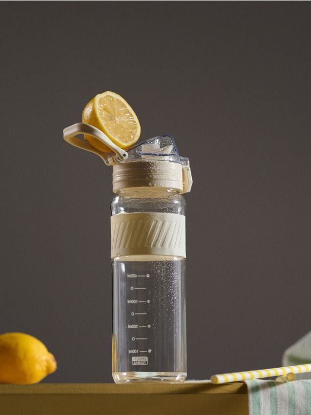 Sinsay - Bidon cu gradație și mâner - crem