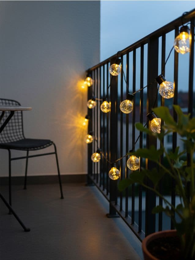 Sinsay - Lumini solare LED decorative în formă de sfere - alb