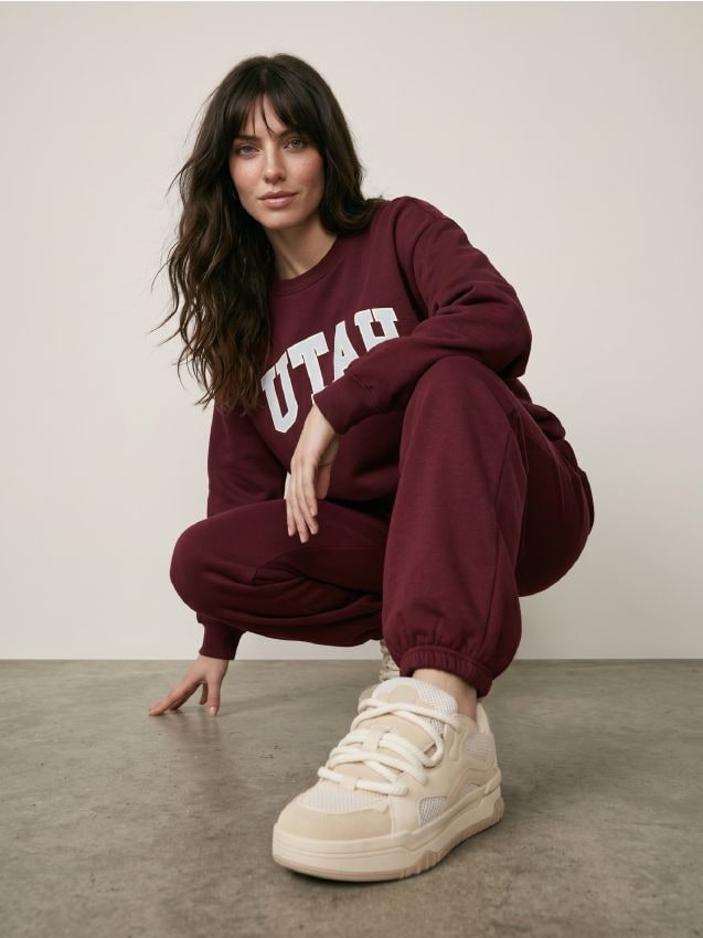Sneakers chunky con mesh e lacci spessi - beige