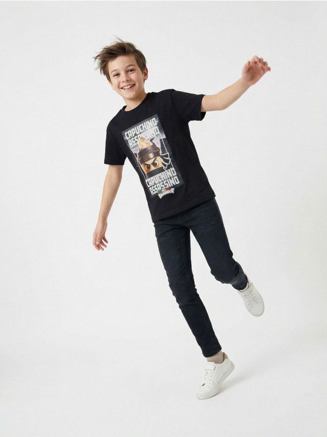 Sinsay - Tricou din bumbac cu imprimeu Italian Brainrot Capuchino Assasino - negru