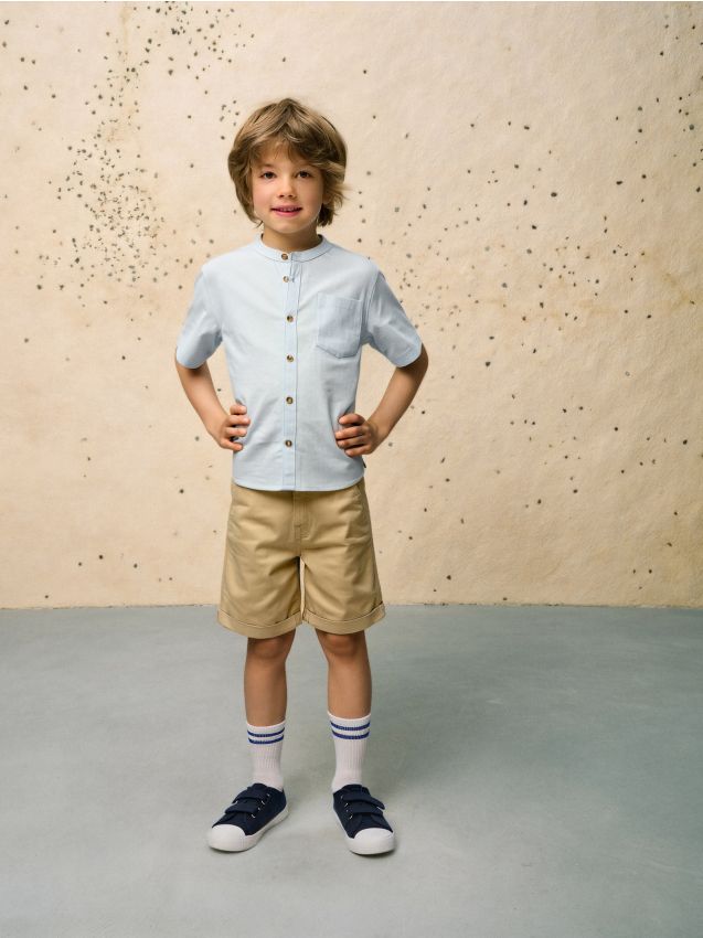 Sinsay - Szorty jeansowe z podwijanymi nogawkami - beżowy