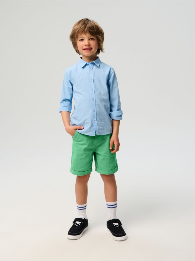 Sinsay - Szorty jeansowe z podwijanymi nogawkami - zielony