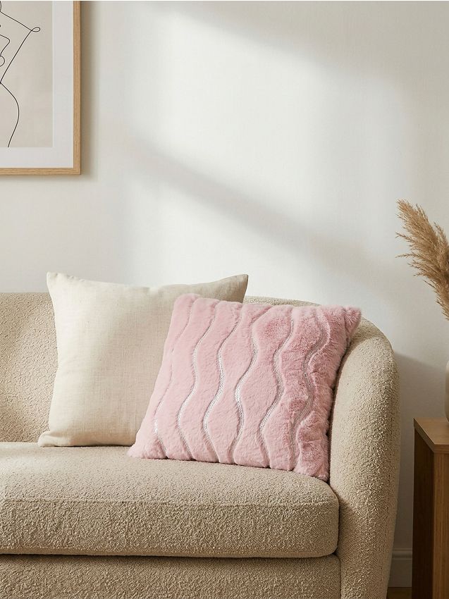 Sinsay - Pernă decorativă din blană cu paiete - roz-pastel