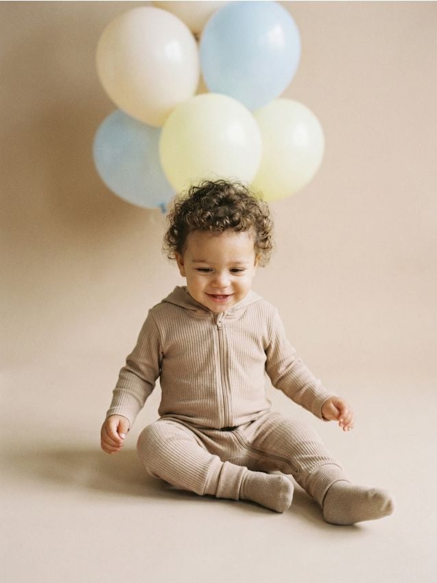 Sinsay - Salopetă din bumbac pentru bebeluși - cafeniu