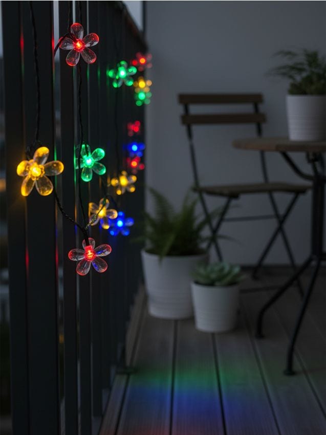 Sinsay - Ghirlandă LED solară în formă de flori - alb