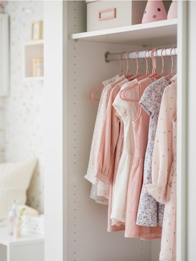 Sada 20 tenkých ramínek