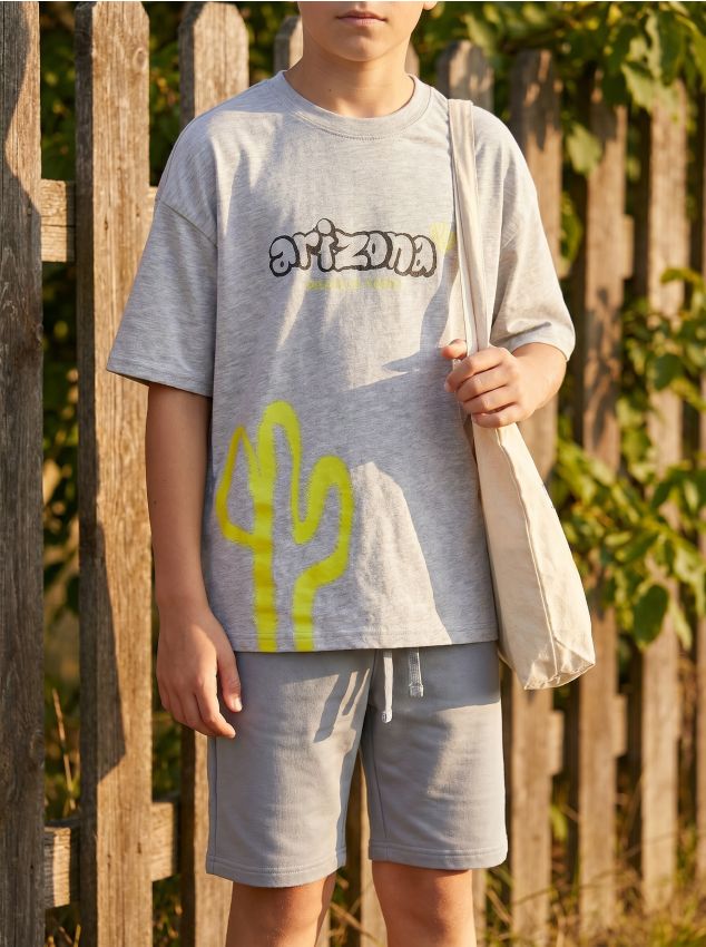 Sinsay - Tricou din bumbac cu imprimeu graffiti - gri-neutru