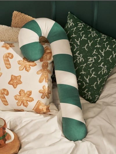 Dekorativna blazina v obliki sladkorne palice