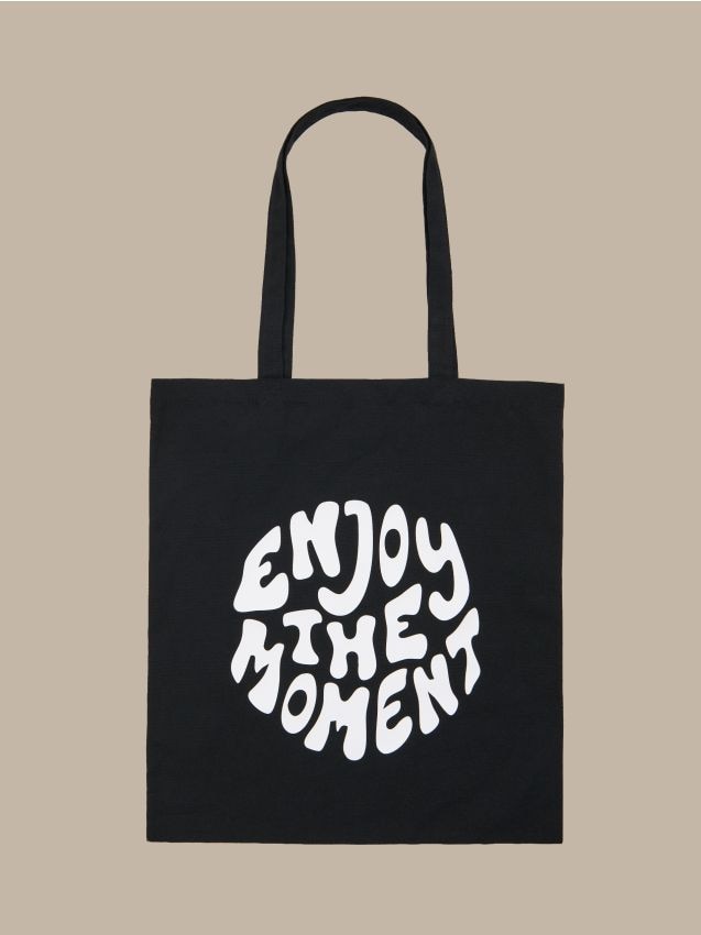 Sinsay - Geantă shopper din material cu inscripție - negru