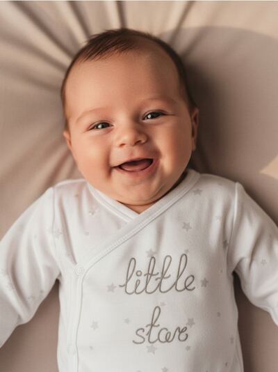 Ümbrikkaelusega bodi