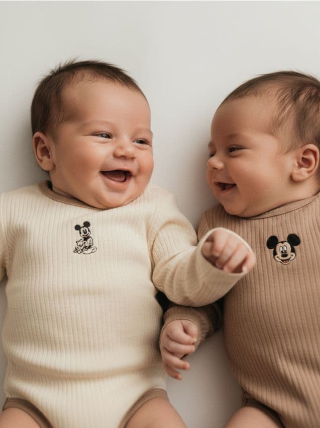 Sinsay - Súprava 2 bavlnených body Mickey Mouse - béžová