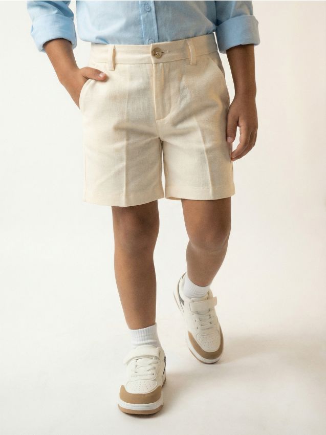 Sinsay - Szorty z domieszką wiskozy i lnu - kremowy