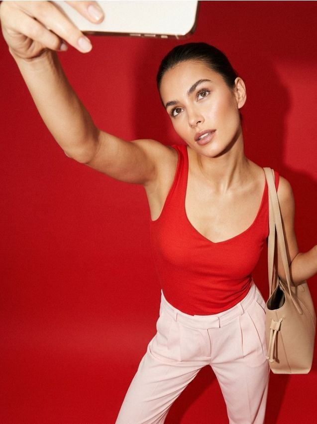 Sinsay - Spodnie w kant - różowy