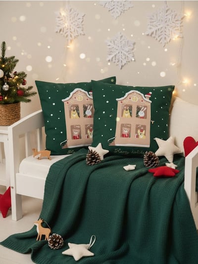 Навлаки за перници со новогодишен мотив, сет од 2