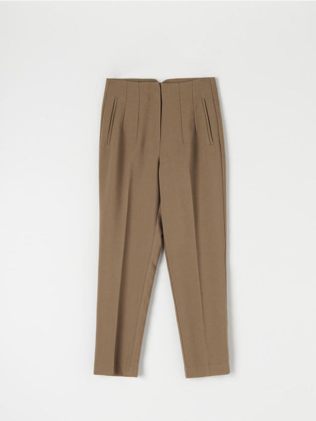 Pantaloni din stofă