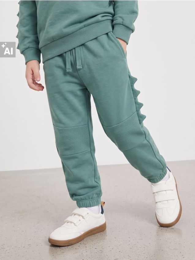 Sinsay - Pantaloni de trening cu elemente 3D dinozaur - verde-metalizat