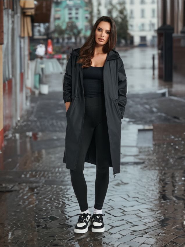 Kurtka parka z kapturem Kolor czarny - SINSAY - ZT995-99X